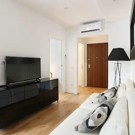 La Marmora 3 Bedroom Near Galleria Dell'accademia * Φλωρεντία
